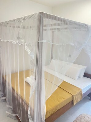 Deluxe-Apartment, 2 Schlafzimmer, Nichtraucher | 2 Schlafzimmer, laptopgeeigneter Arbeitsplatz, Verdunkelungsvorhänge