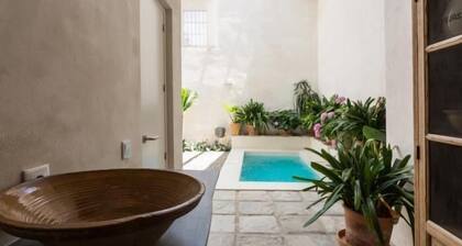 Eva Recommends en Sanlúcar Pool & Garden