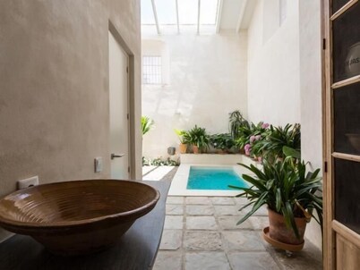 Eva Recommends en Sanlúcar Pool & Garden