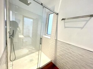 Hair dryer, towels - Eva Recommends Triana 1 (Sevilla)