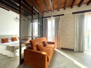 2 chambres, fer et planche à repasser, accès Internet