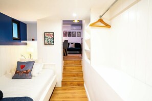 Bügeleisen/Bügelbrett, WLAN, Bettwäsche