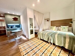 1 bedroom, iron/ironing board, WiFi, bed sheets - Eva Recommends Lineros 2 (Sevilla)