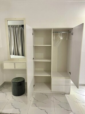 Interior - Chic 1-bedroom apartment with AC and WiFi in vibrant Accra. (Tema)