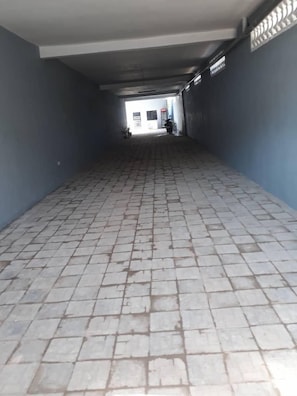 Free self-parking - Belgam Lodge (Serrekunda)