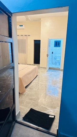 Classic Single Room, Balcony