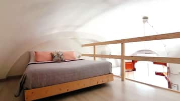 1 Schlafzimmer, Schreibtisch, WLAN, Bettwäsche