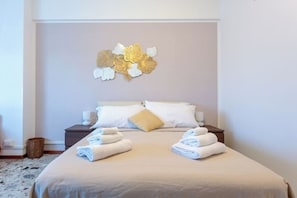 3 habitaciones, caja de seguridad en la habitación y escritorio 