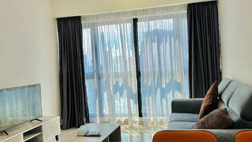 Family Suite, 2 Bedrooms | Cadar kapas Mesir, peralatan tempat tidur premium, busa memori