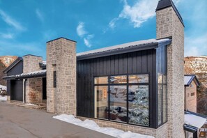 Exterior - Sundance Cabin - 5 Bedroom Luxury Mountain Home right in the heart of Sundance (SUNDANCE)