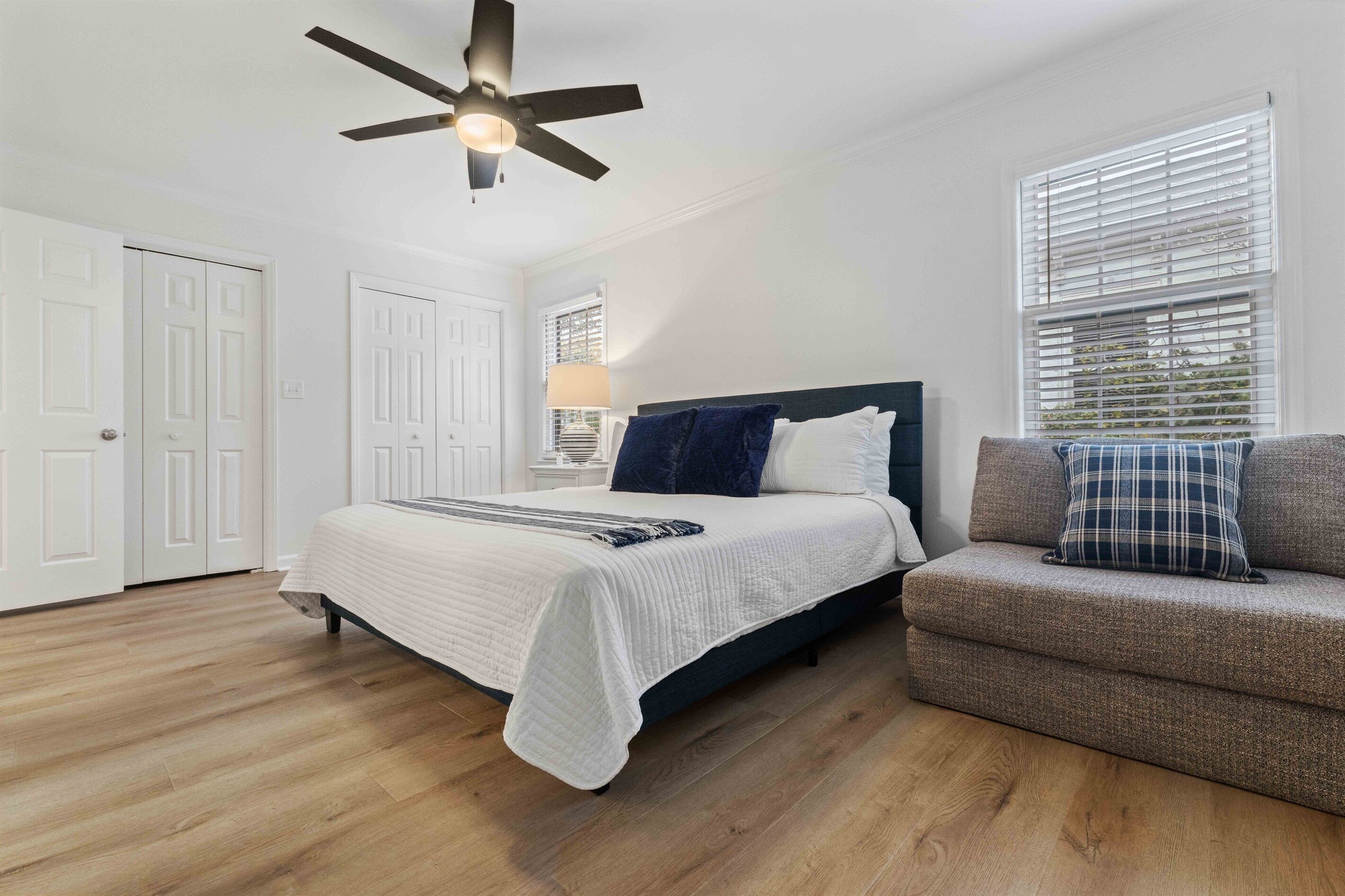 4 slaapkamers, een bureau, gratis wifi, beddengoed