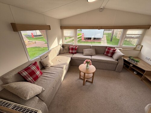 Eyemouth - Caravan - Sleeps 4 - Pet Friendly