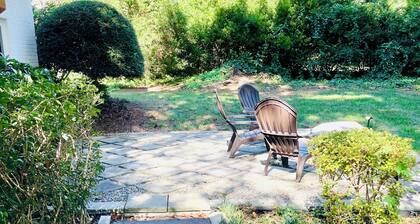 Quiet 1/1 Apt. Suite w/ Private entrance in the beltway of Raleigh!
