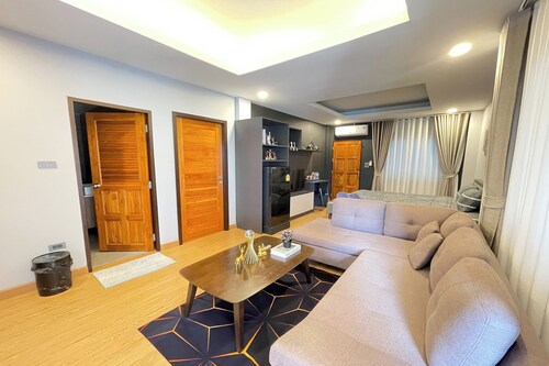 Marin House Pattaya