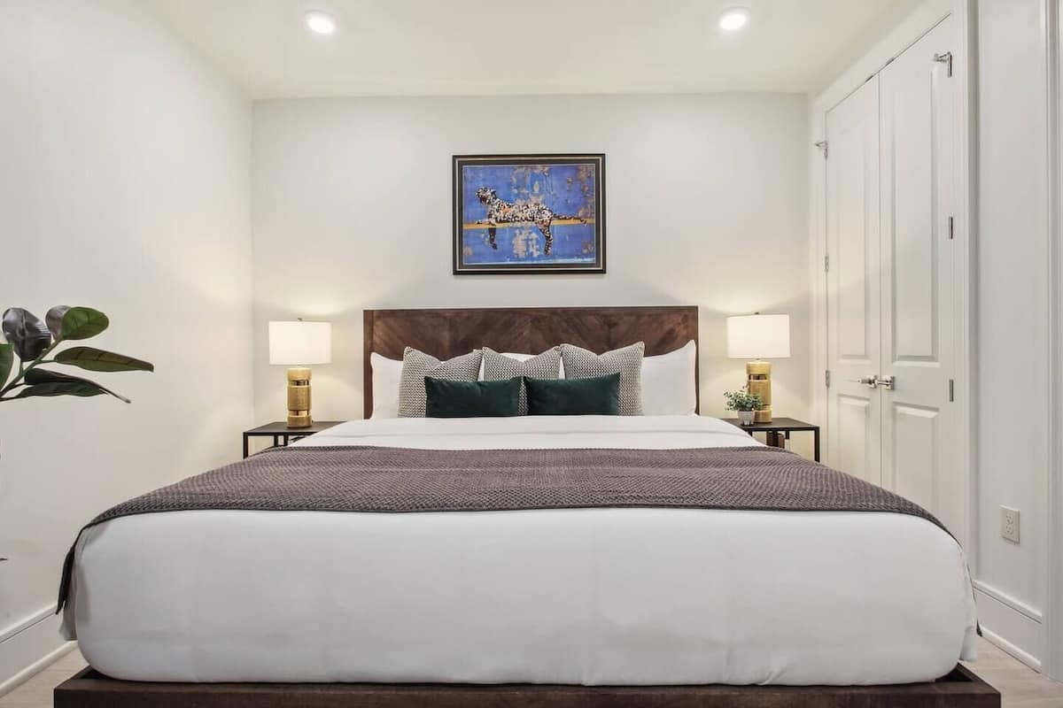 3 habitaciones, tabla de planchar con plancha y wifi gratis