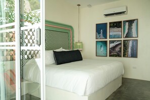 Surf Hotel Rooms | Premium bedding, memory foam beds, individually decorated - The Beach Break Surf Hotel (Nosara)