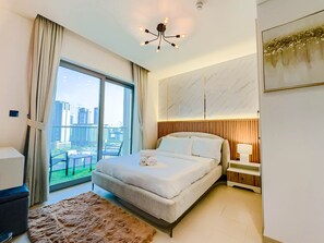 1 chambre, bureau, fer et planche à repasser, Wi-Fi