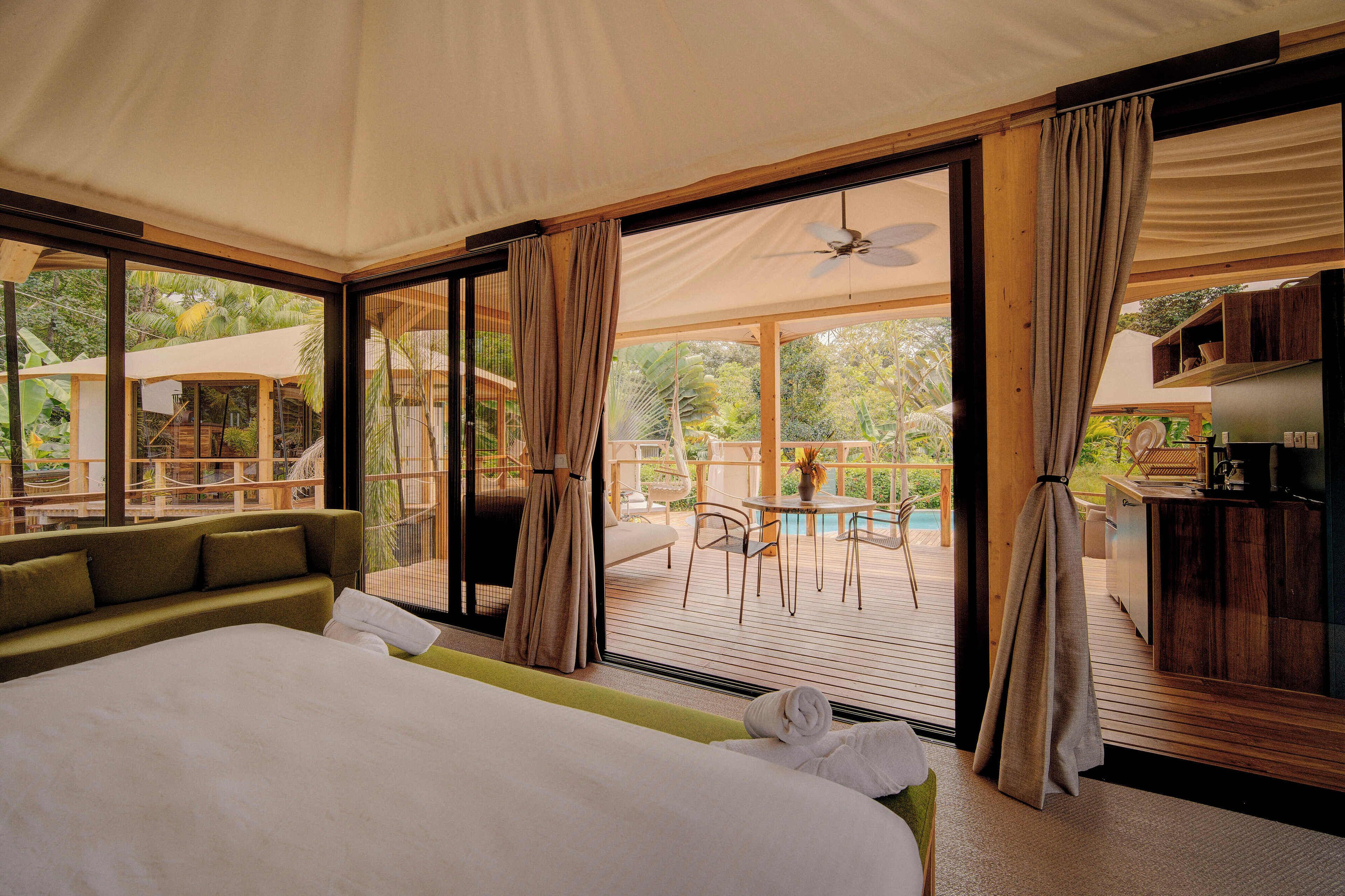 Luxury Studio Suite, 1 King Bed, Non Smoking, Terrace | Balcony view