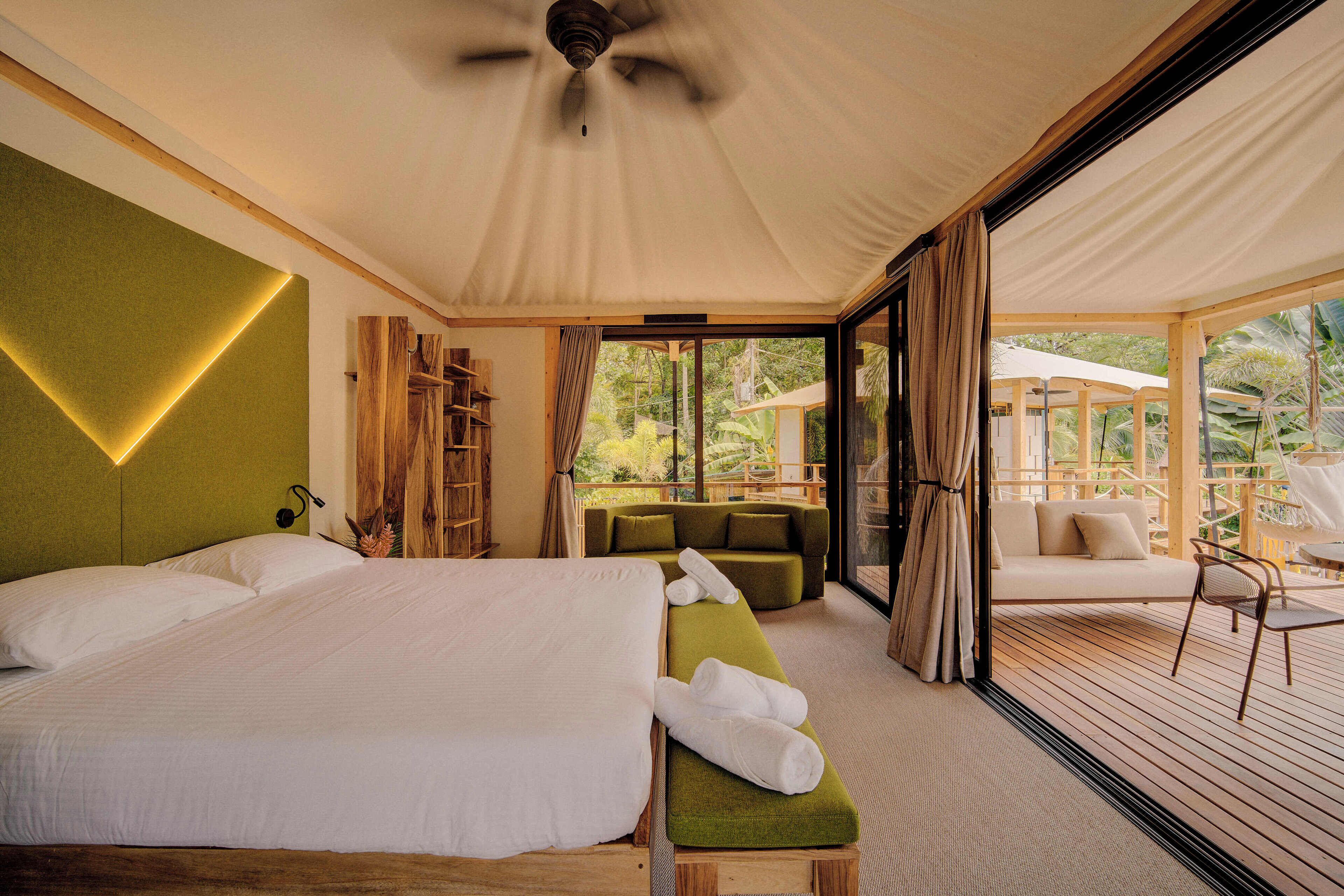 Suite estudio de lujo, 1 cama de matrimonio grande, no fumadores, terraza | Ropa de cama de alta calidad, cortinas opacas, wifi gratis