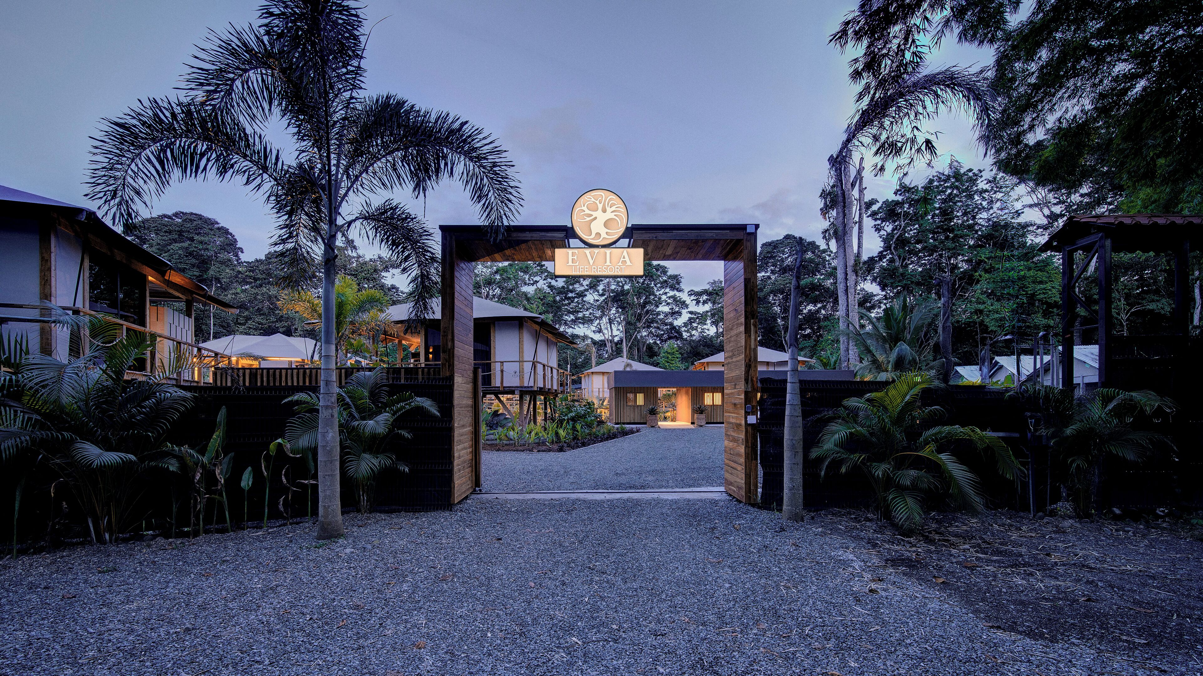 Entrada al alojamiento