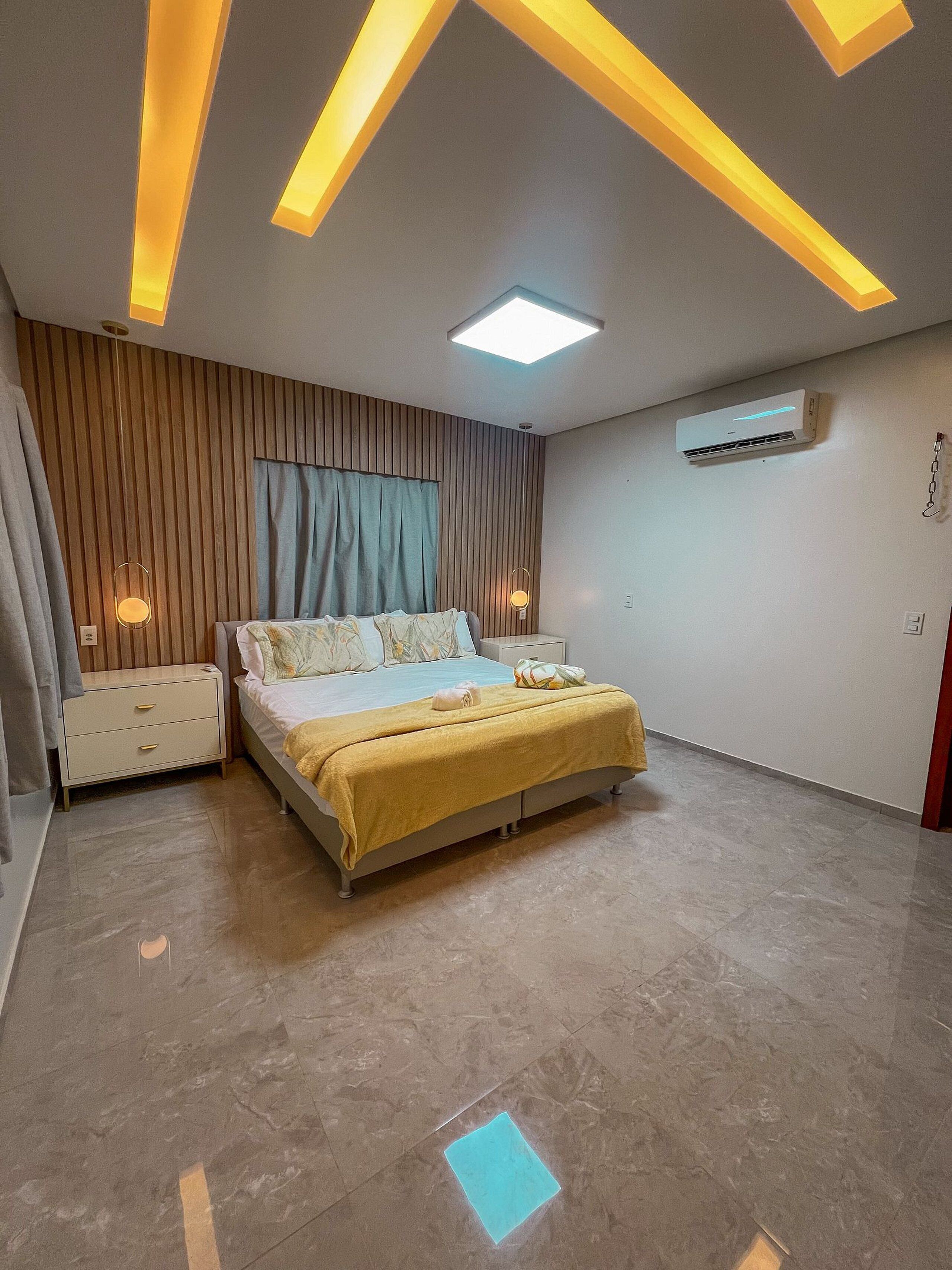 Nhà gỗ | 3 phòng ngủ, màn/rèm cản sáng, bàn ủi/dụng cụ ủi quần áo 