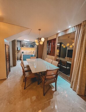 小木屋 | 用餐區