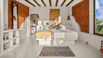 5 chambres, bureau, fer et planche Ă repasser, lit parapluie