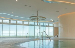 Ruang perawatan pasangan, sauna, hot tub, ruang uap, dan mandi lumpur