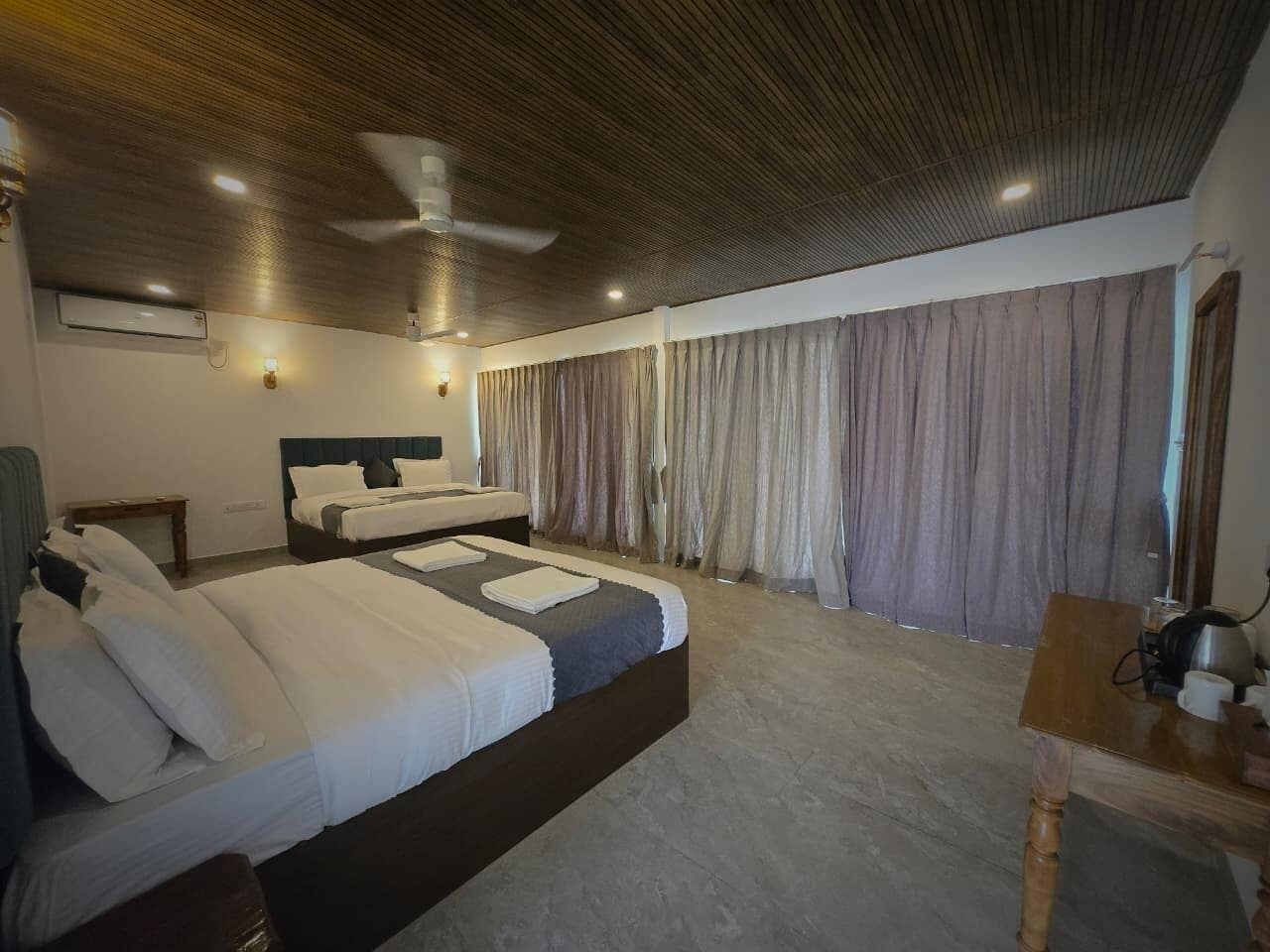 Chambre Familiale, plusieurs lits, vue jardin | Vue sur le jardin