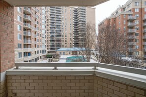 Comfort Apartment, 2 Bedrooms, City View | Balcony