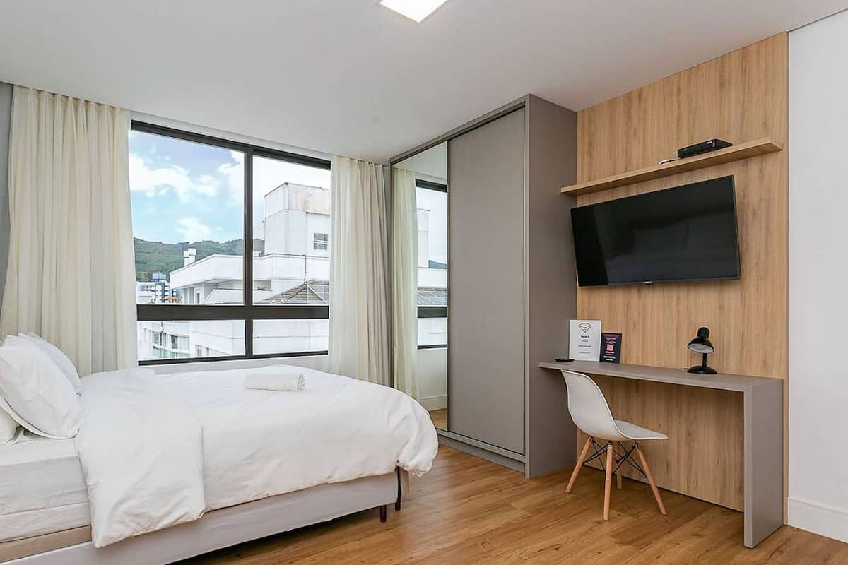 Basic Apartment | 1 bedroom, free WiFi, bed sheets