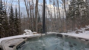 Outdoor spa tub - Havre du Mont * New Construction (st-come)