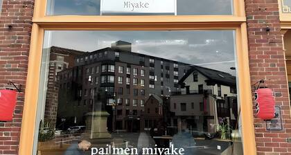 West End Bright Spot with Parking.