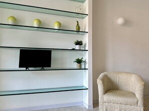 Classic Apartment, Courtyard View | Premium bedding, down comforters, memory foam beds, minibar - Navigli Apartments (Milan)