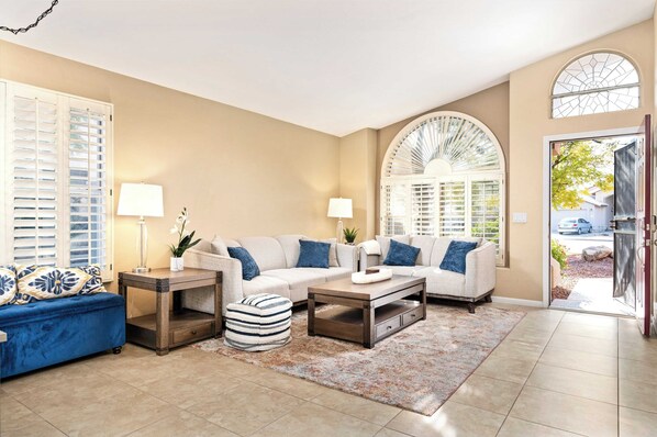 House (4 Bedrooms) | Interior