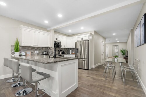 Cozy Country Retreat Modern! New