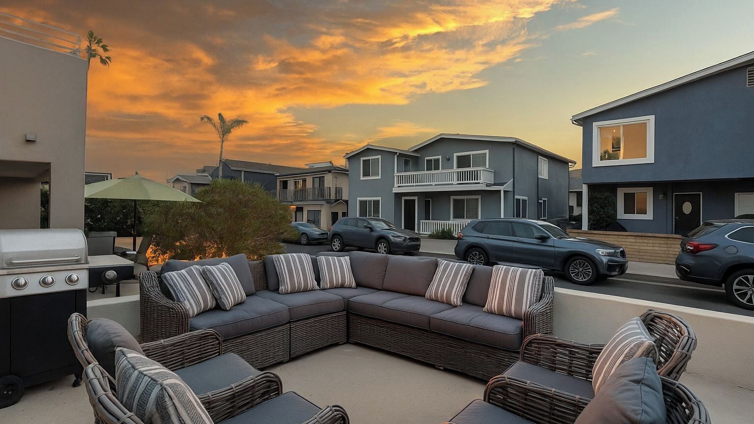 House (3 Bedrooms) | Front of property