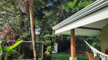 Classic Studio, 1 Bedroom, Kitchen, Garden View | Terrace/patio