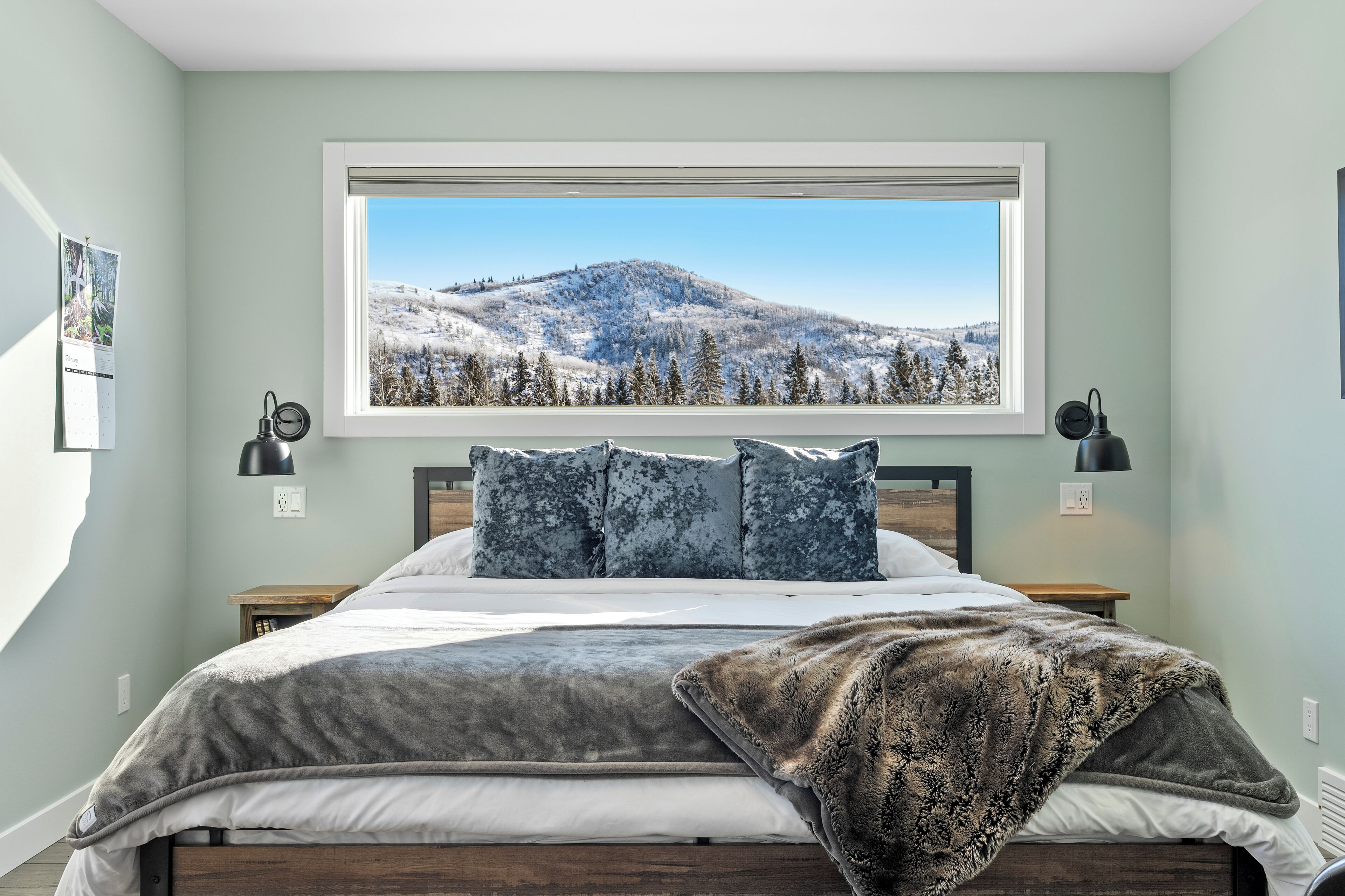 Individually decorated, individually furnished, desk, laptop workspace