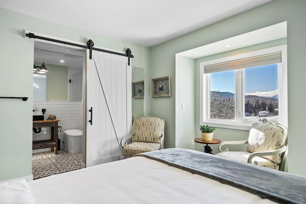 Phòng Cao cấp, quang cảnh núi | Trang trí khác biệt, trang bị nội thất với thiết kế riêng biệt