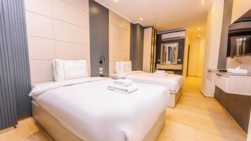 Tvåbäddsrum Deluxe | 1 sovrum, minibar, värdeförvaringsskåp på rummet och ljudisolering