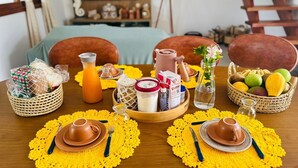 3 عدّة غرف نوم ومكواة/لوح كي وواي فاي مجانًا