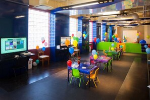 Children’s play area – indoor