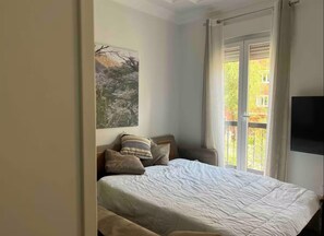 1 bedroom, iron/ironing board, WiFi, bed sheets - Acogedor y céntrico apartamento  (Madrid)