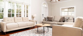 Hilton`s Luxe Retreat near Ft Benning & Downtown