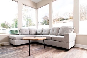 Smart-tv och eldstad