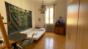 1 quarto, ferros/tábuas de passar roupa, Wi-Fi de cortesia