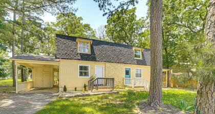 Chic Farmhouse, 3Mi to Lake-Pet Friendly & Golfing