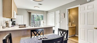 3 Mi to FSU: Townhome w/ Patio in Tallahassee!