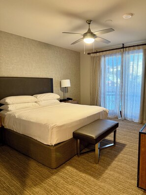 2 bedrooms, in-room safe, iron/ironing board, free WiFi